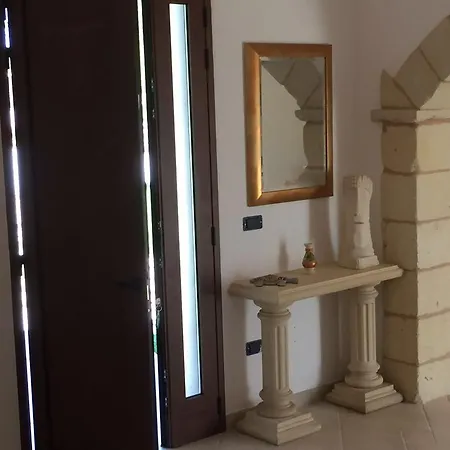 Palagiani Inside וילה